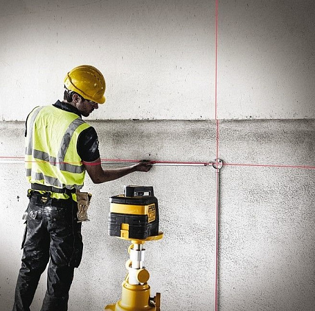 Лазерный уровень самовыравнивающийся DeWalt DW0811 линейный красный (DW0811-XJ) в Автопром