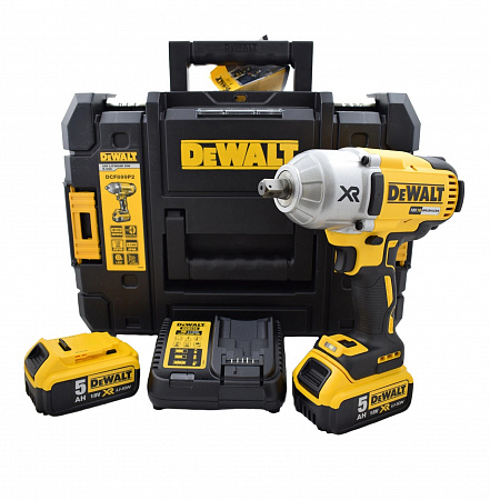 Аккумуляторный гайковерт DCF899P2 DeWalt ударный в Автопром